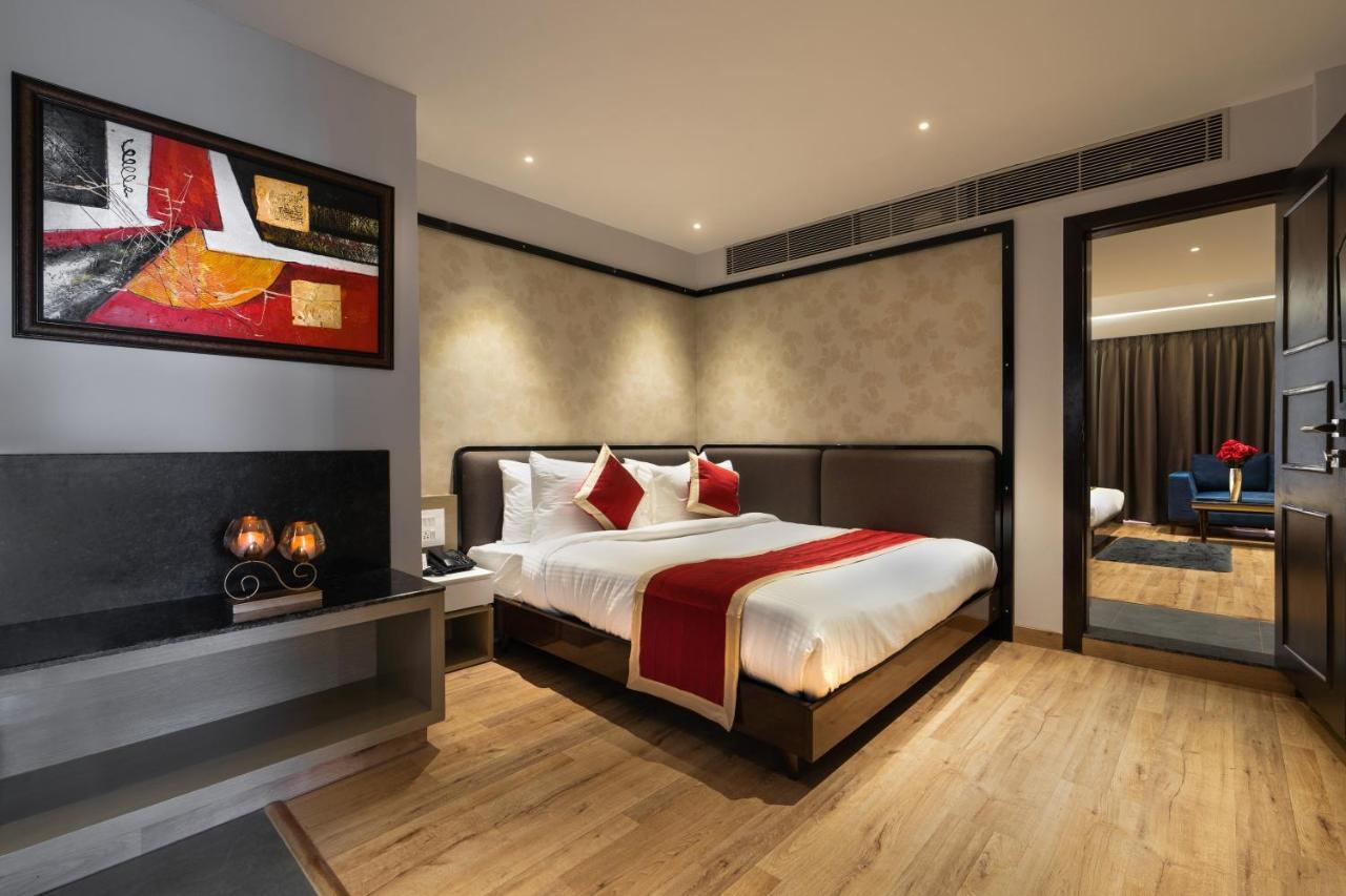 Hotel Sterling Legacy 3*