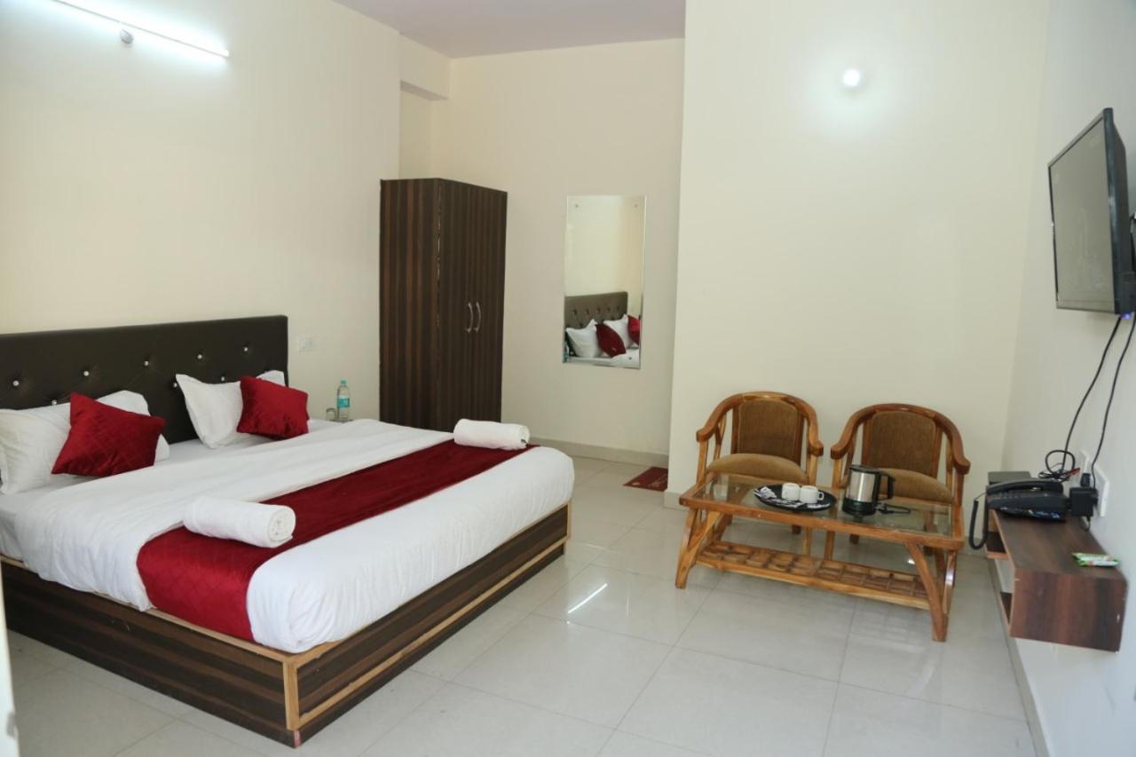 Bed & Breakfast Aston Hills - A In Mountains , Shimla