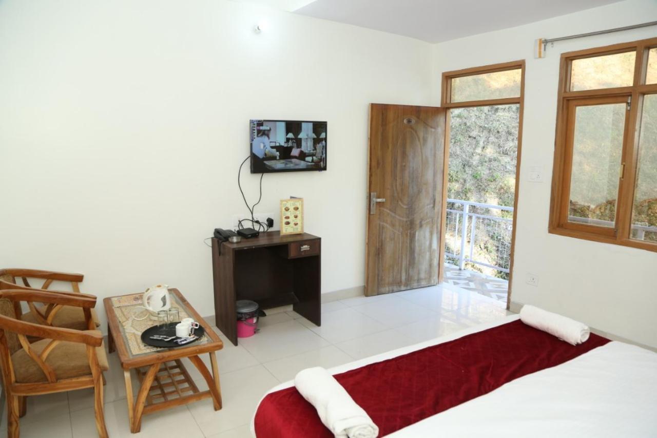 Aston Hills - A In Mountains , Bed & Breakfast Shimla