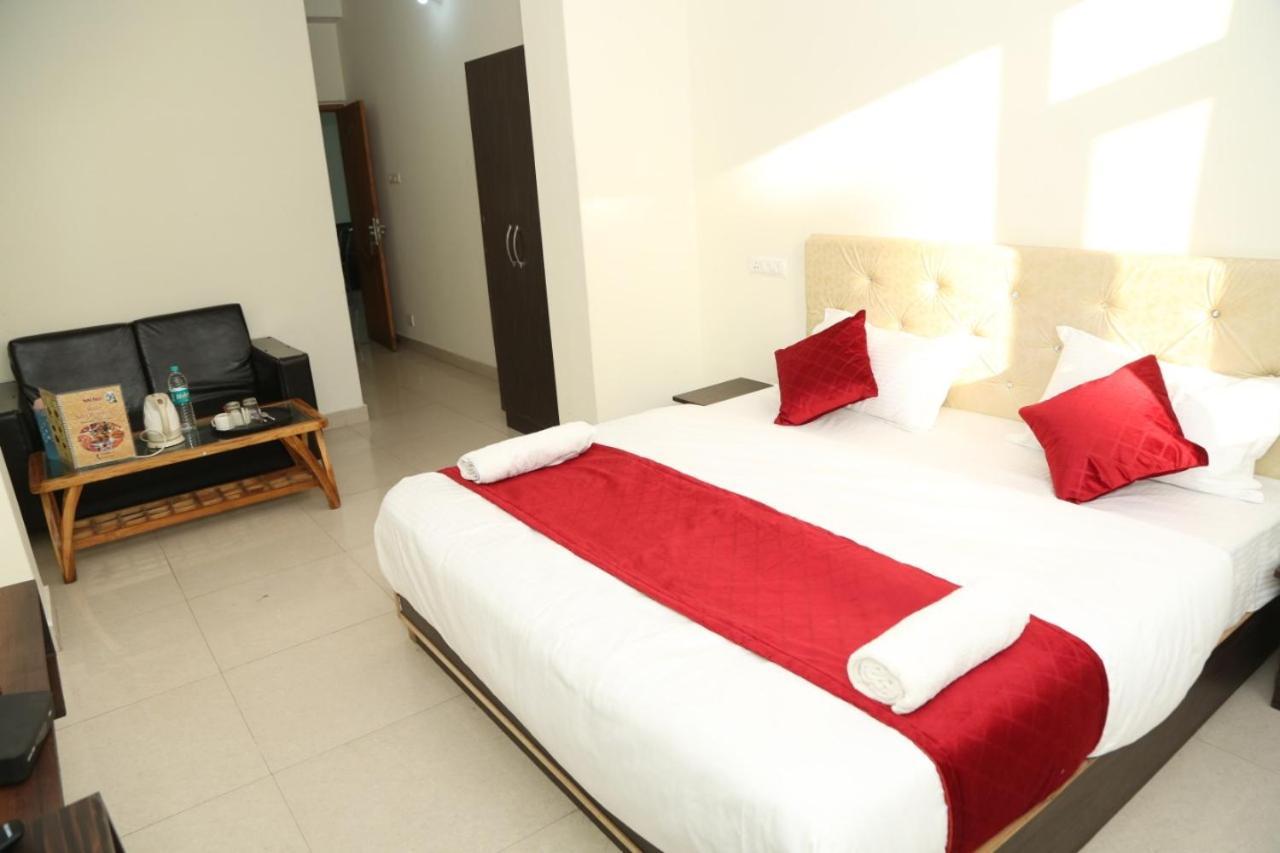 Aston Hills - A In Mountains , Bed & Breakfast Shimla