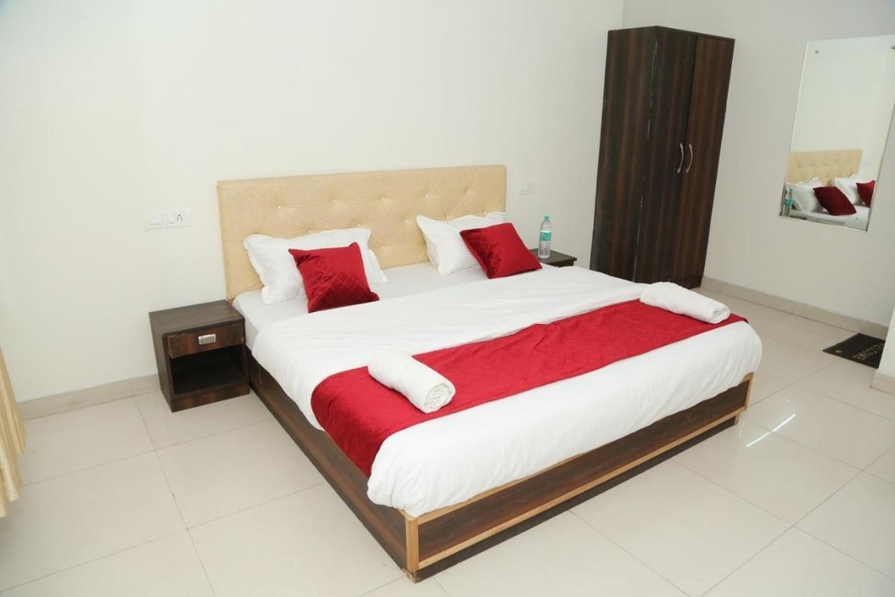 Aston Hills - A In Mountains , Bed & Breakfast Shimla