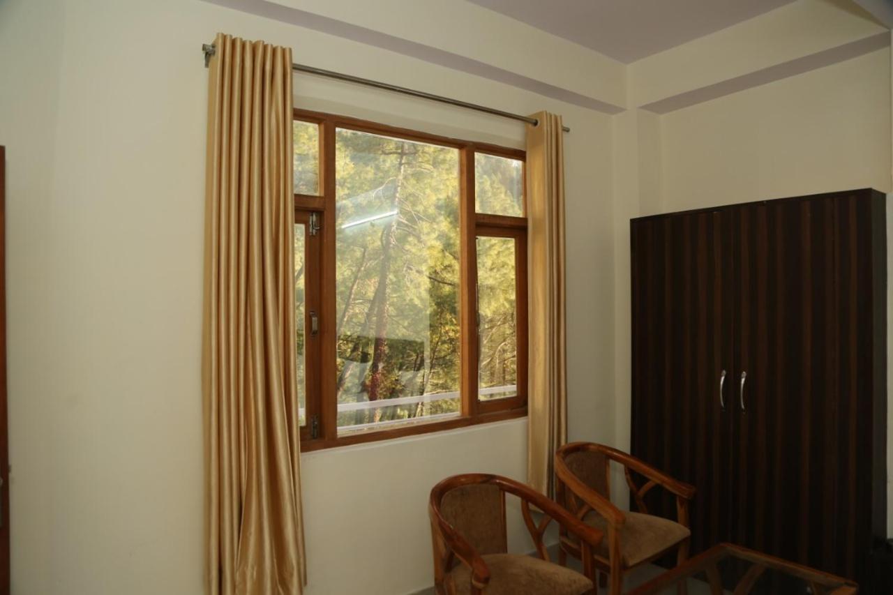 Aston Hills - A In Mountains , Bed & Breakfast Shimla
