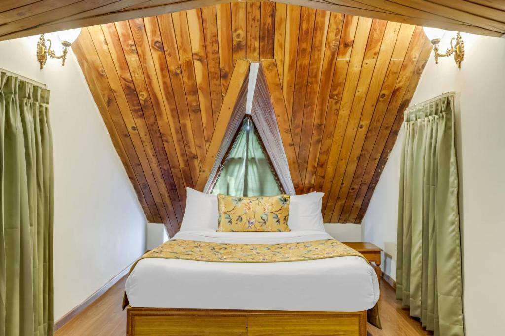 Hotel Summit Le Royale