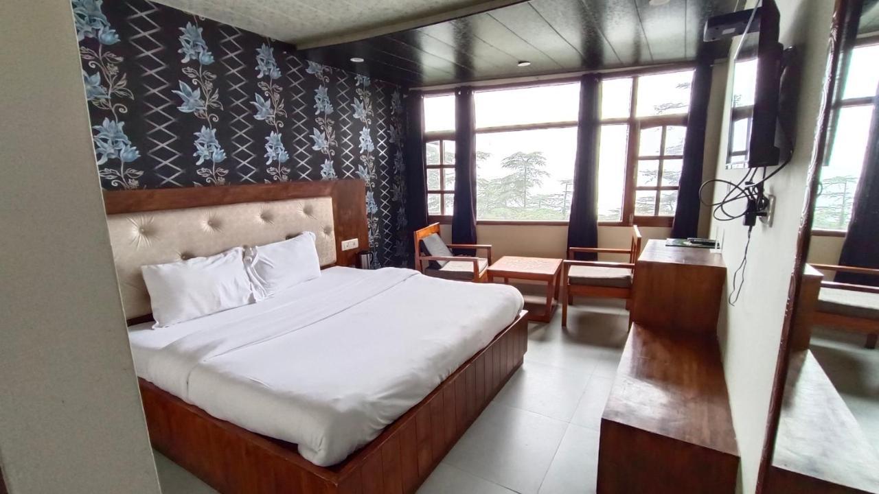Royale - Near Mall Road Free Pickup From Railway Station Bed & Breakfast