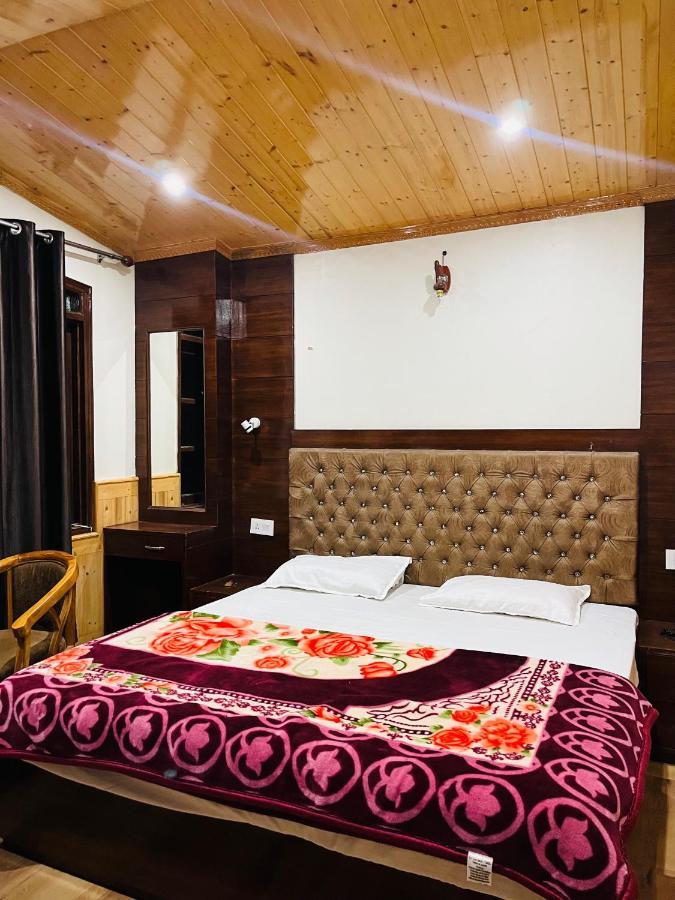 Whiteland Homestay