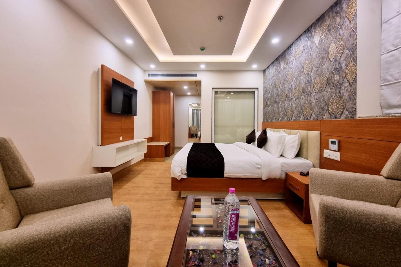 Mountain Valley View By Terraa Hotel Shimla