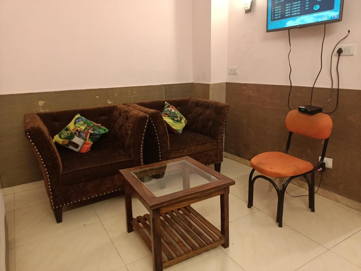 Ivy Hotel 3*