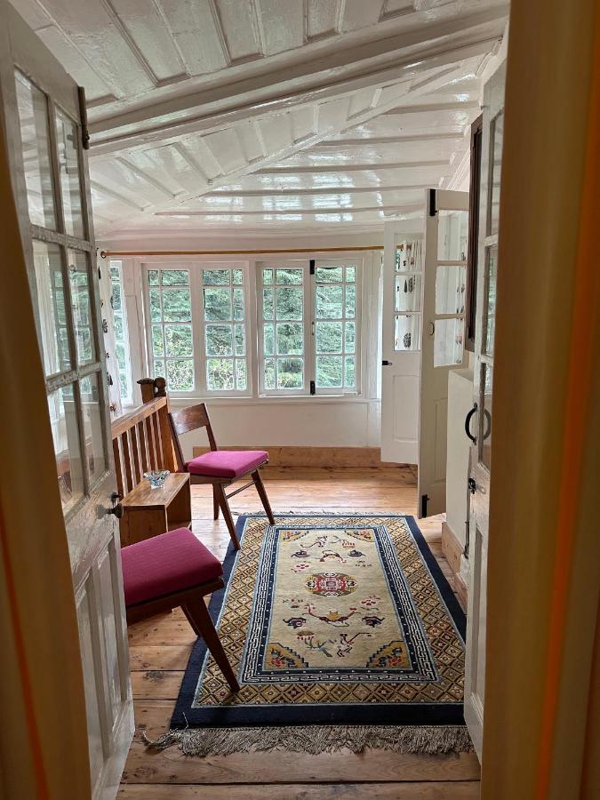 Dimple Lodge, Villa *