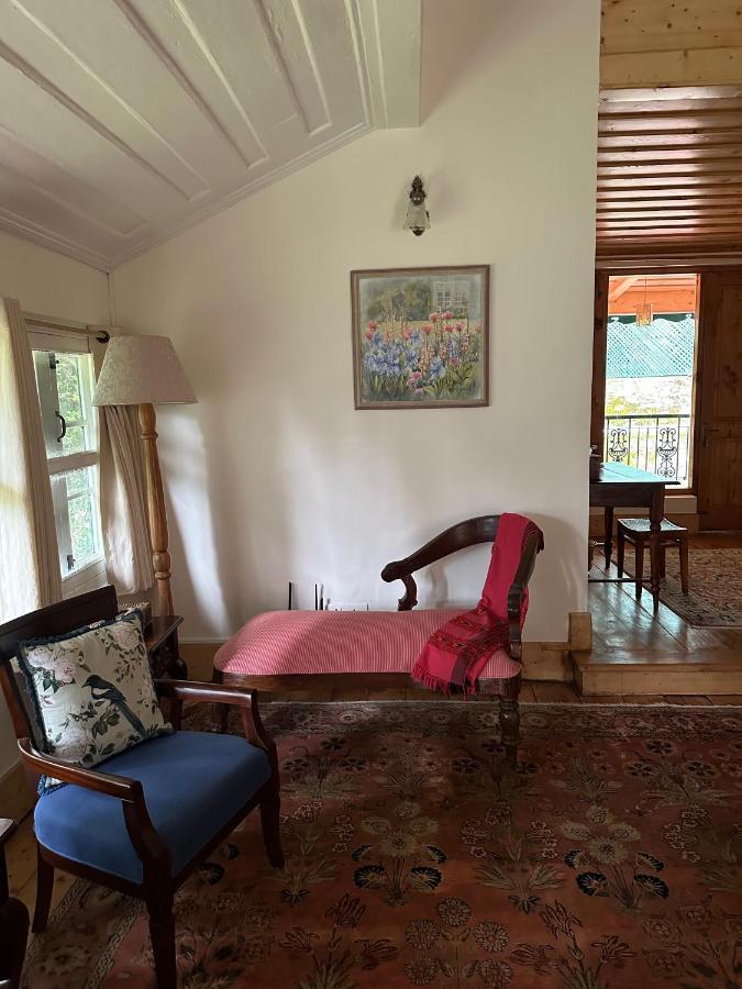Dimple Lodge, Shimla