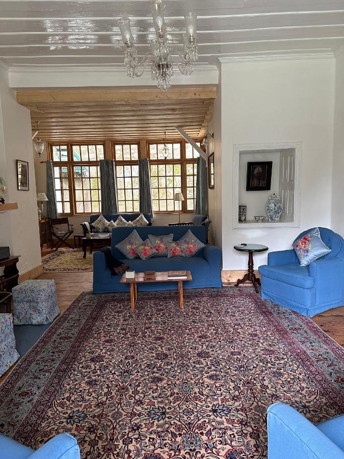 Villa Dimple Lodge,