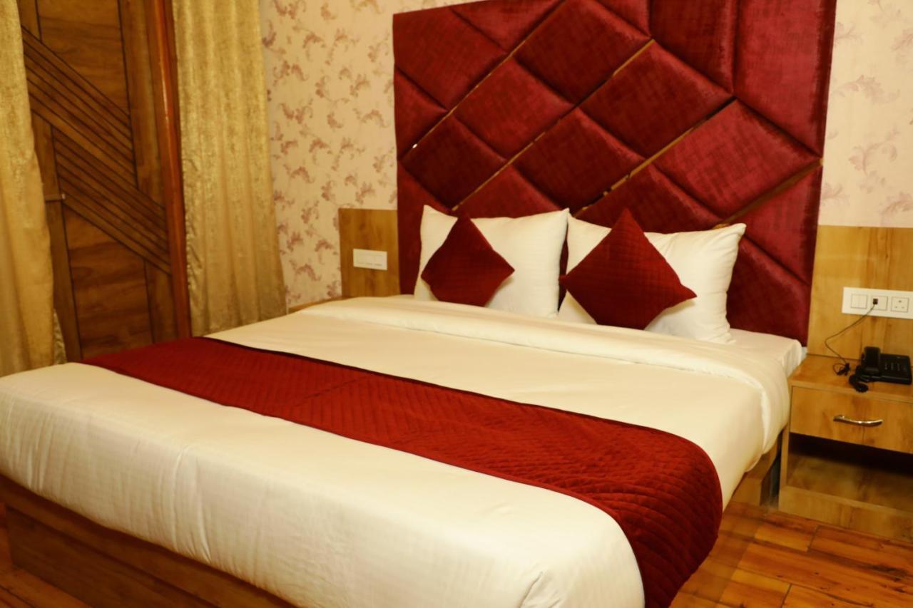 Dee Ess Residency Bed & Breakfast *