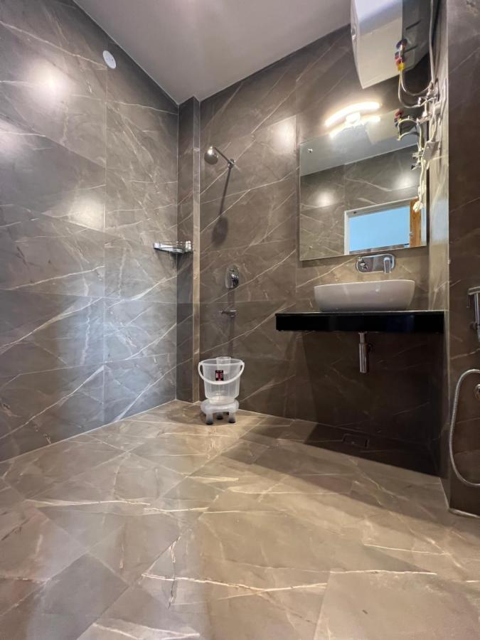 The Stone Age : A Boutique 3*