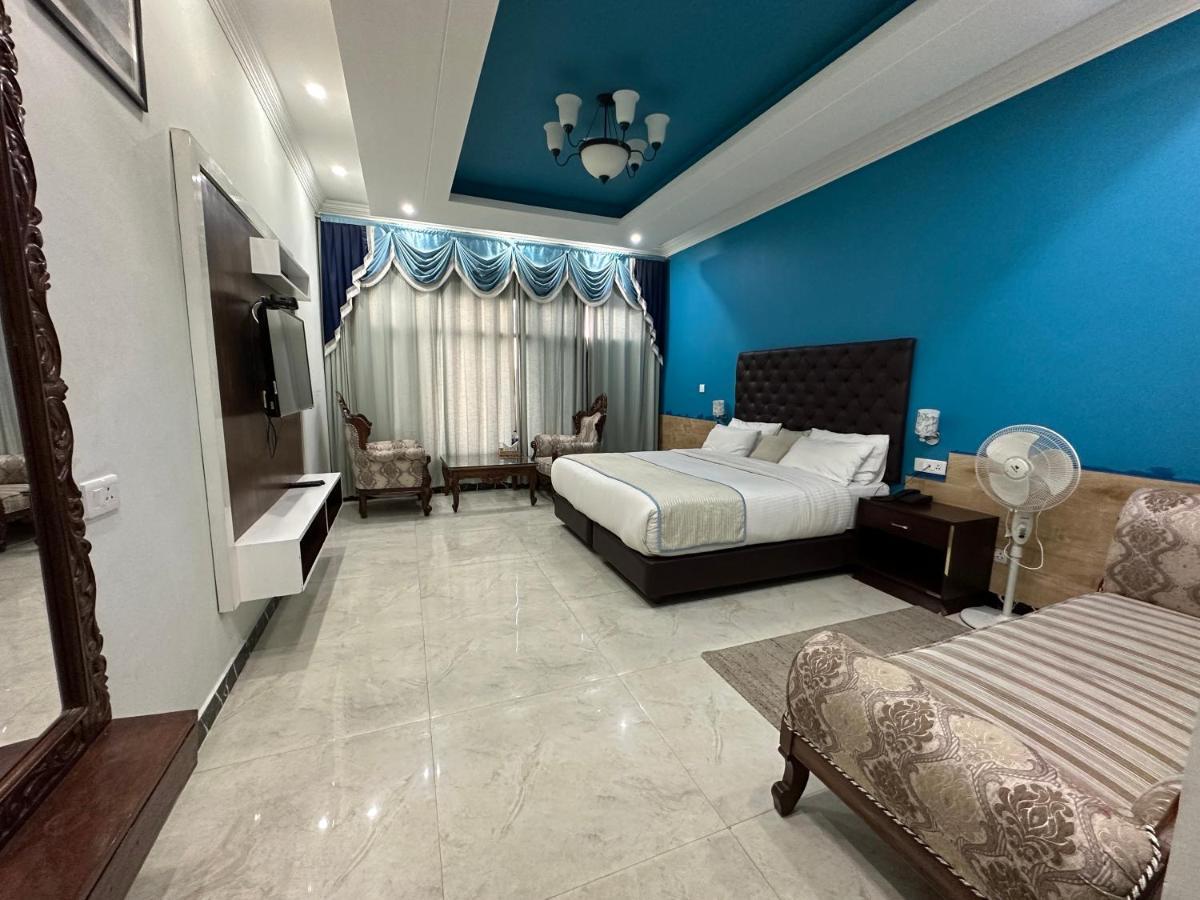 Nest Guest house *