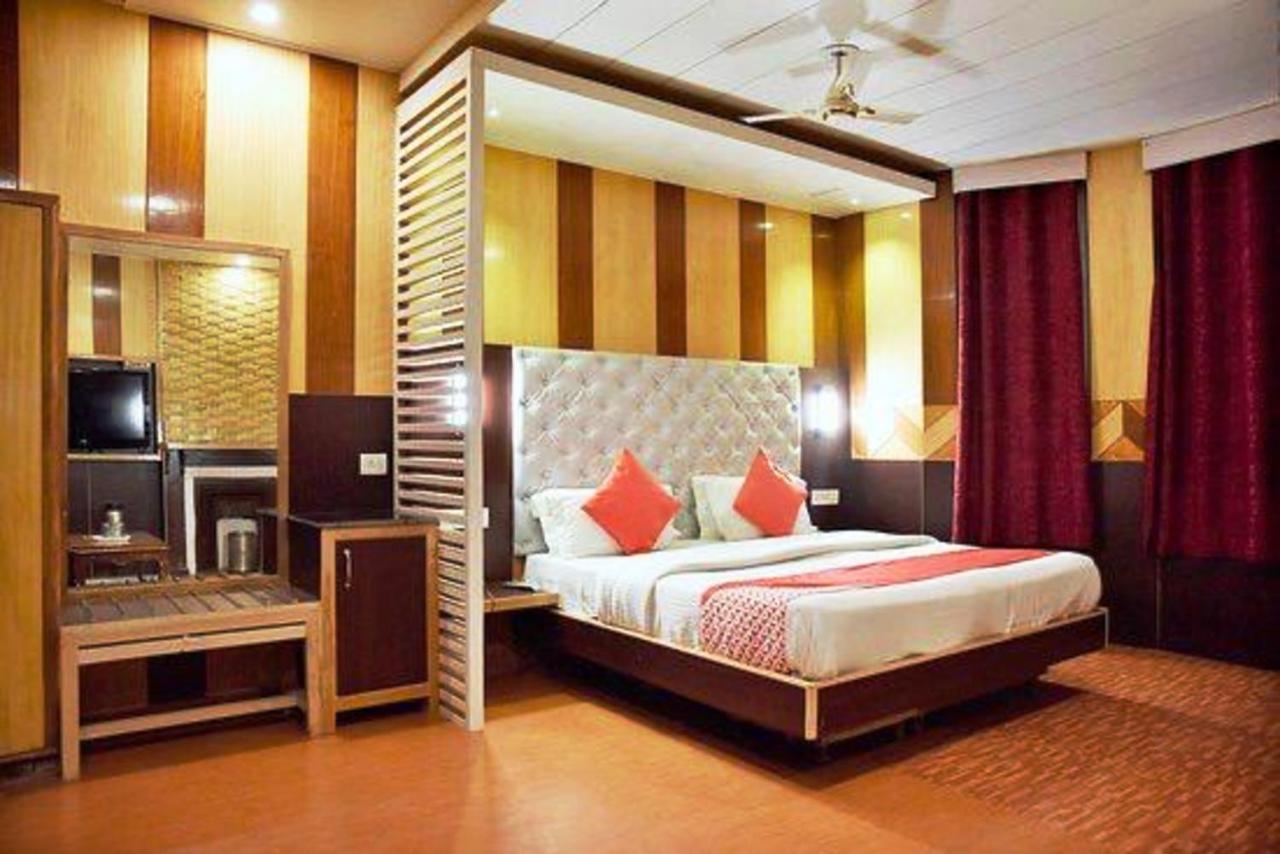 Hotel Ganga Near Mall Road