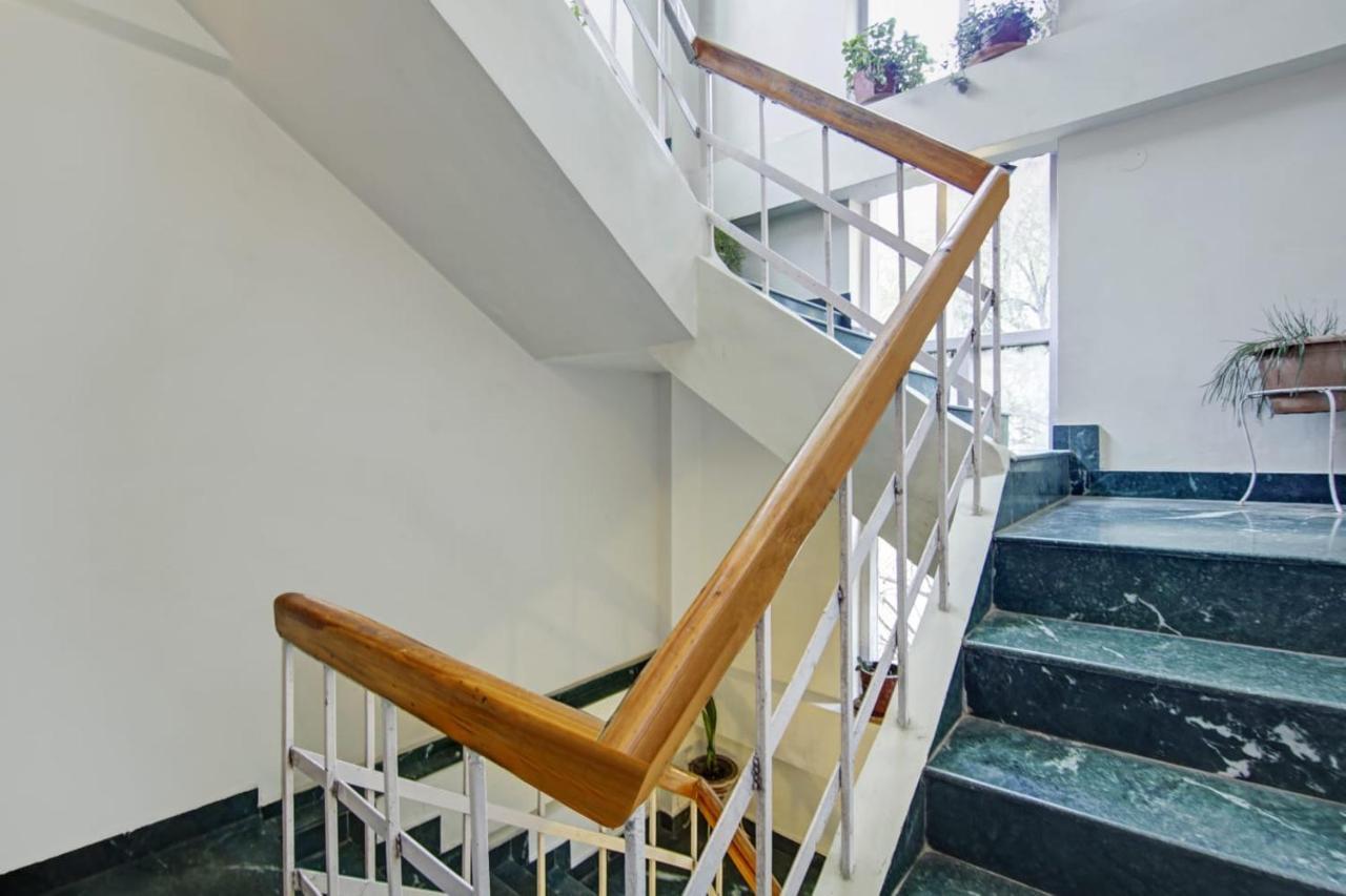 Crystal Palace Hotel 3*