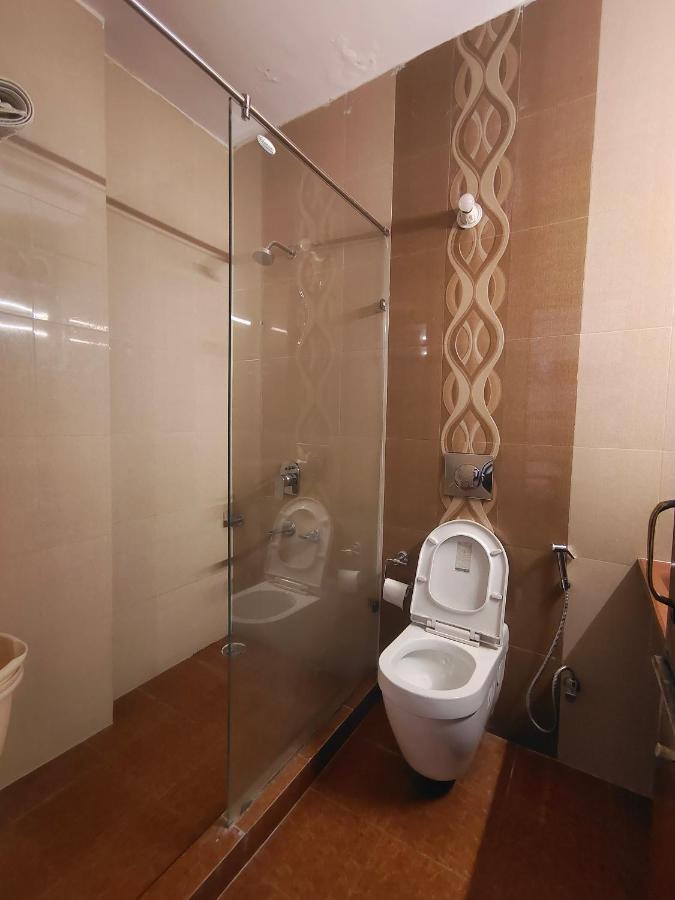 Himland East- Walking Distance To Mall Road
