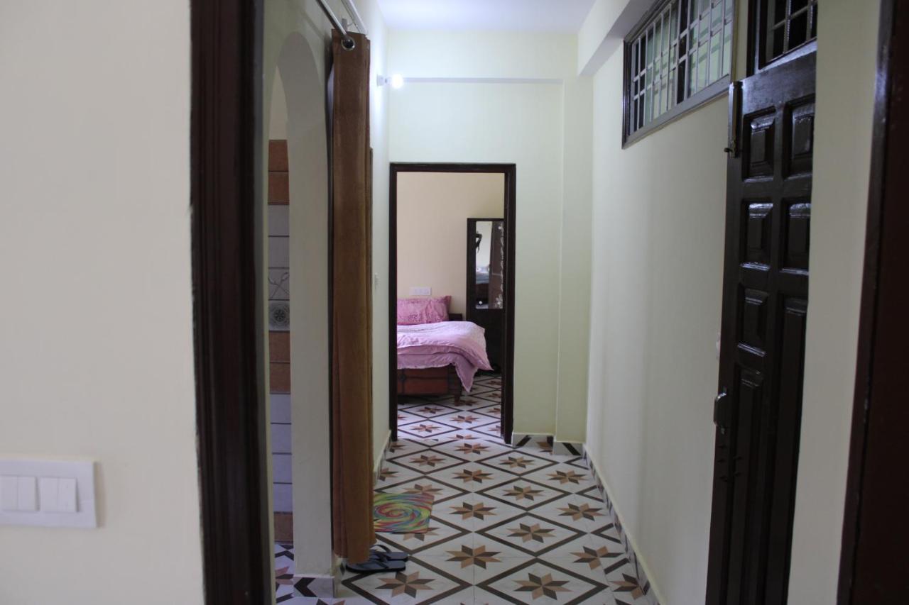 Kiari Homestay *