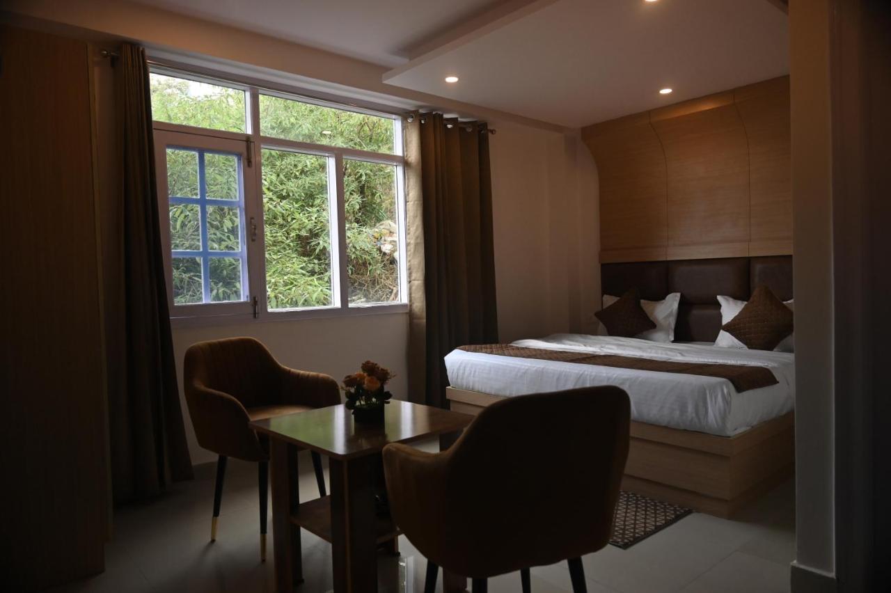 Bed & Breakfast Pine Shimla