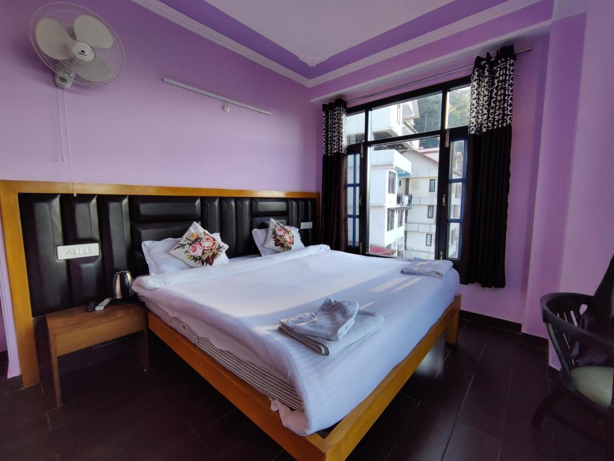 Guest house Aarika Near Mall Road