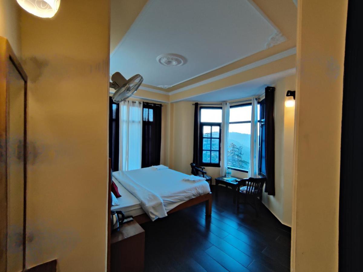 Aarika Near Mall Road Guest house *