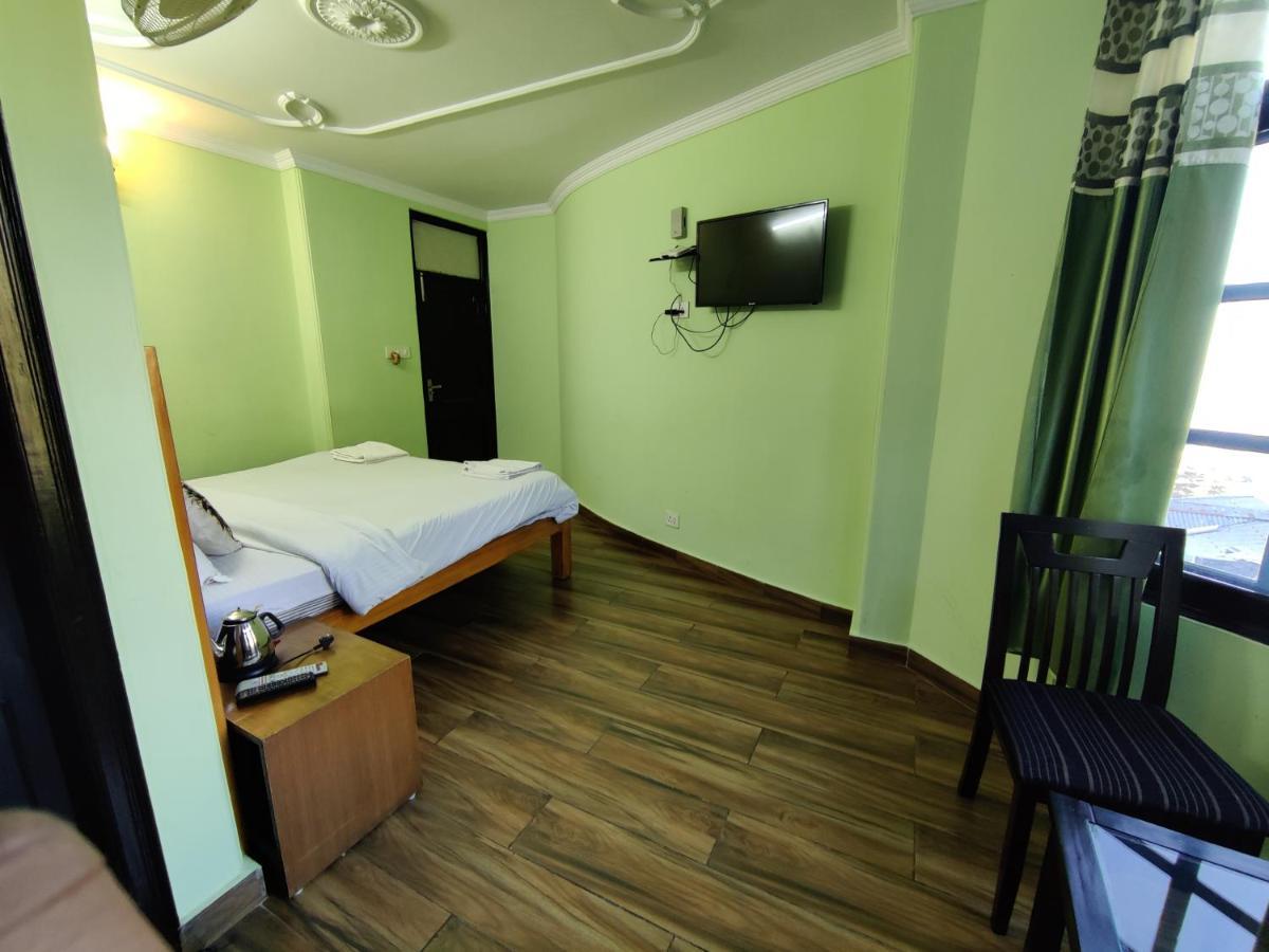 Guest house Aarika Near Mall Road