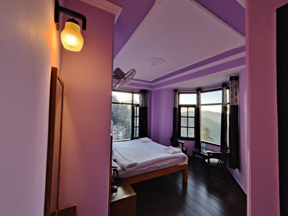 Aarika Near Mall Road Guest house *