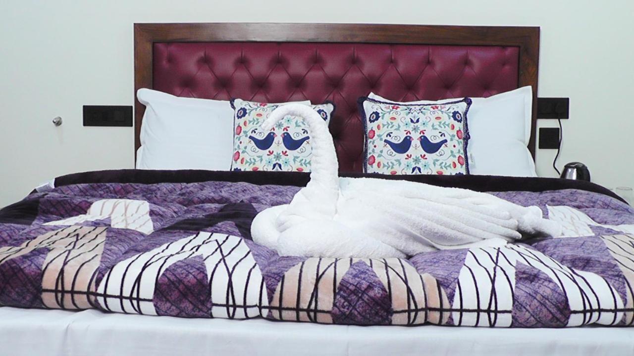 Jakhu Heights Hotel