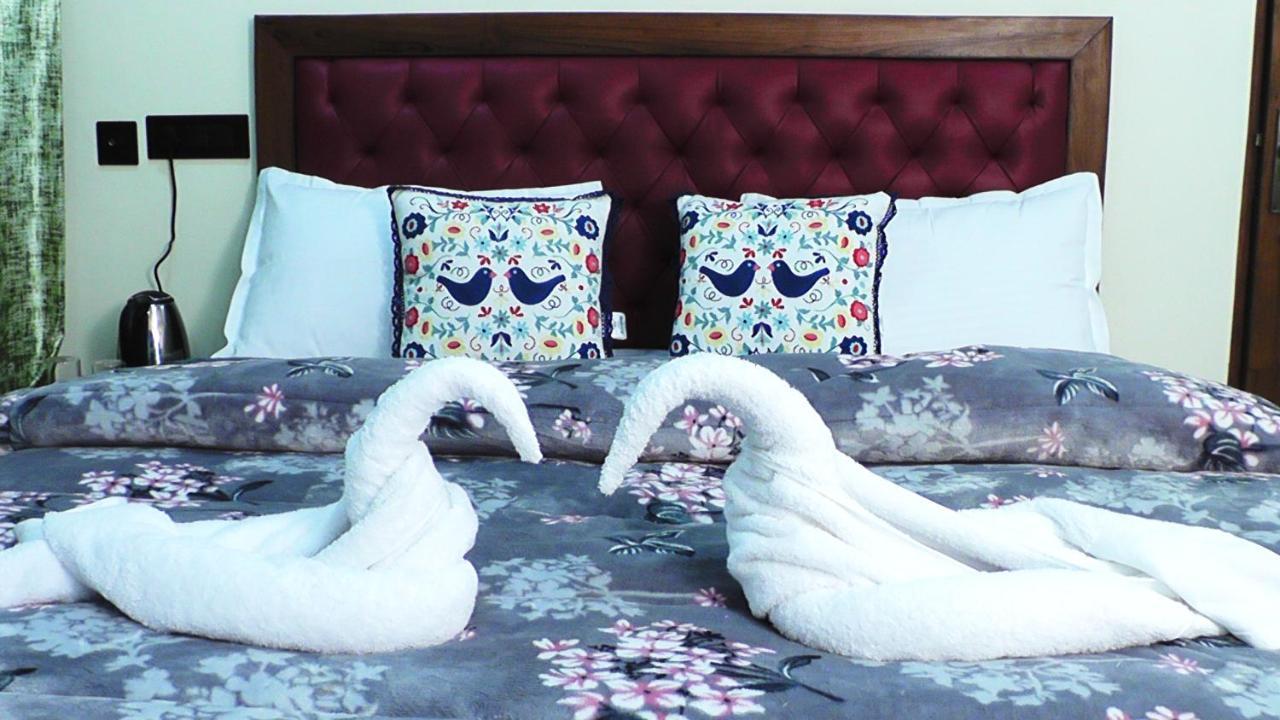 Jakhu Heights Hotel Shimla