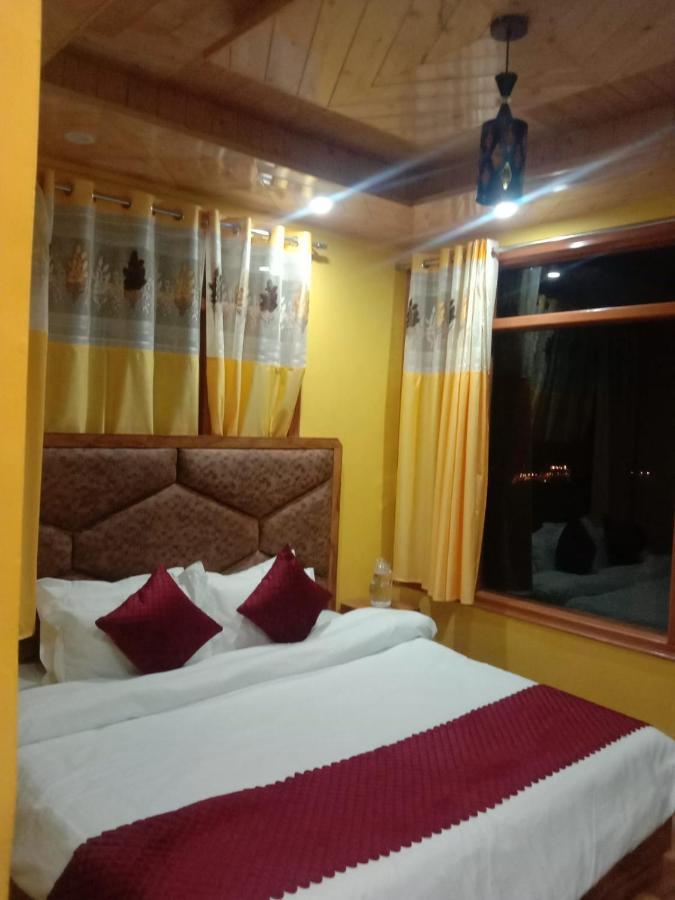 Floret Sojourn Hotel *
