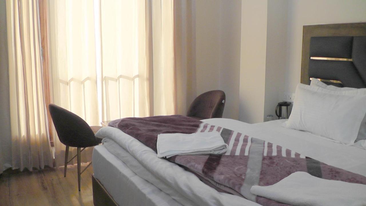 Valley Royal In 3* Shimla