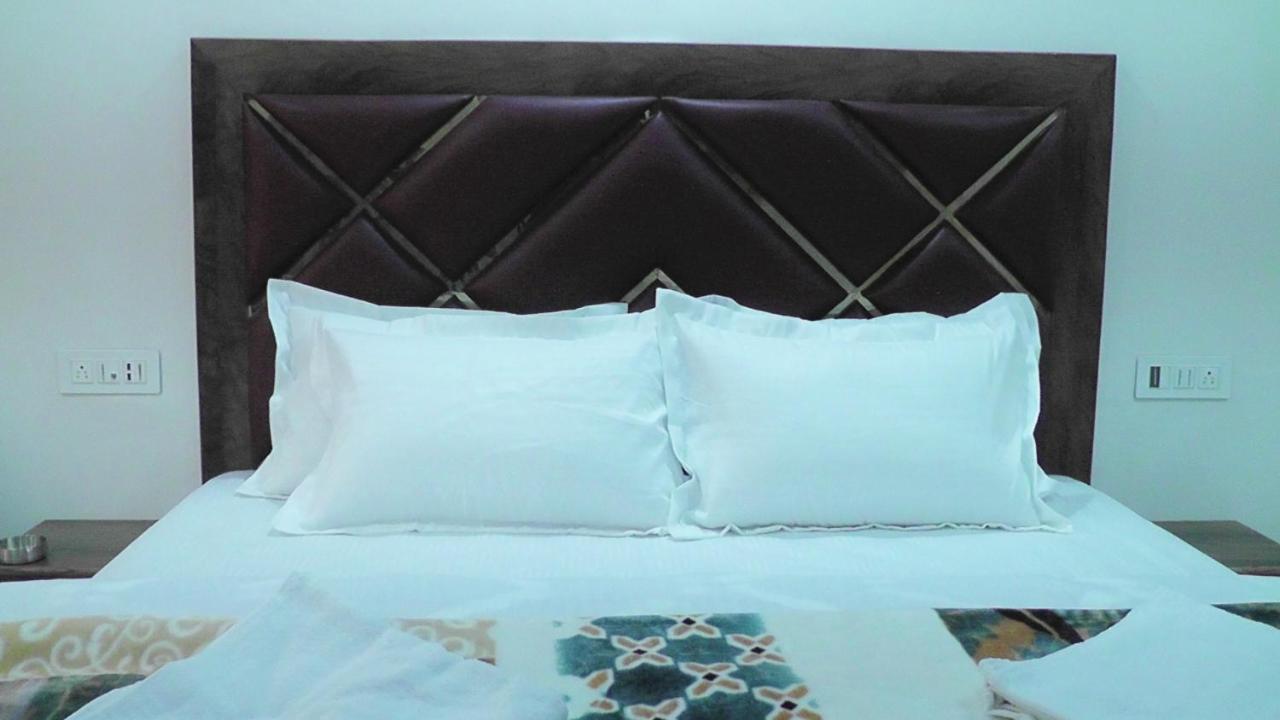 Valley Royal In Hotel