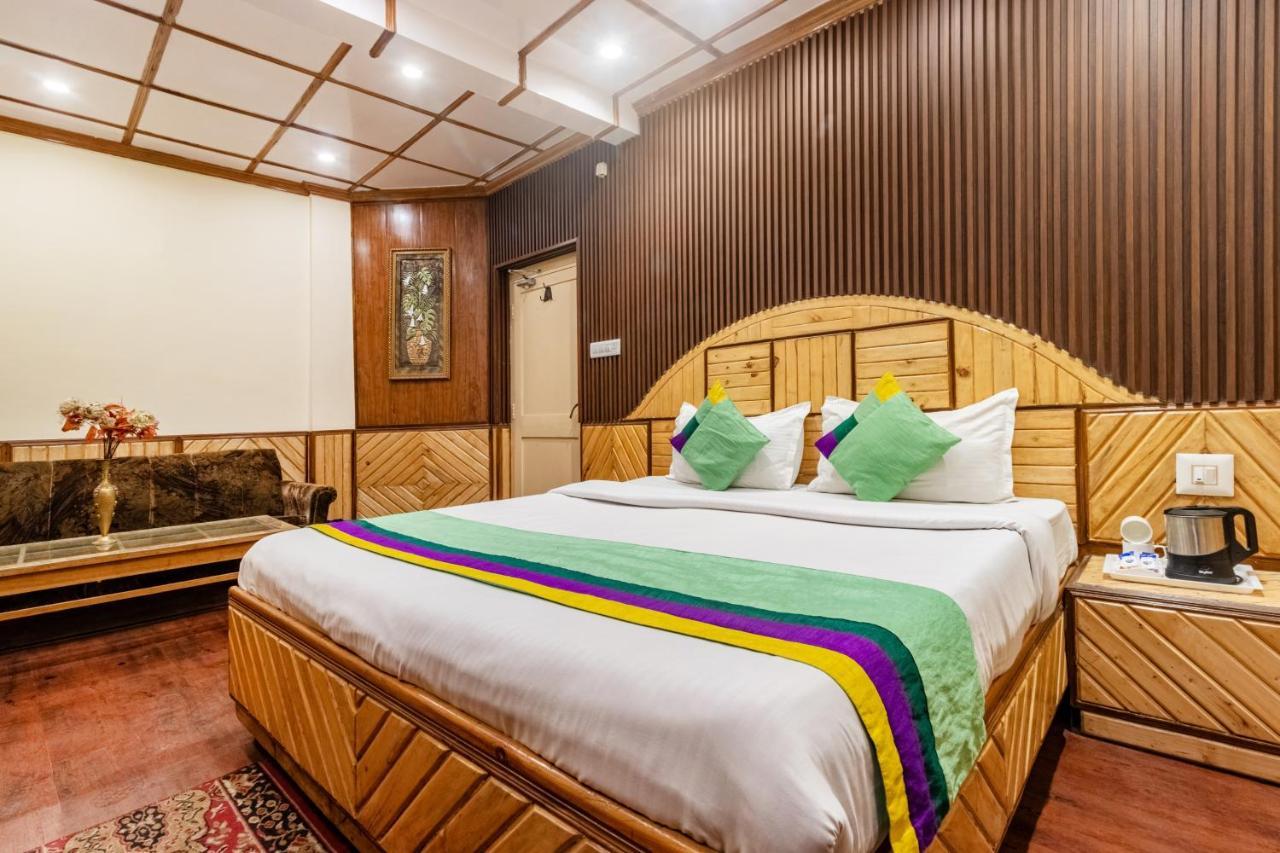 Treebo Greenland, Mall Road Hotel