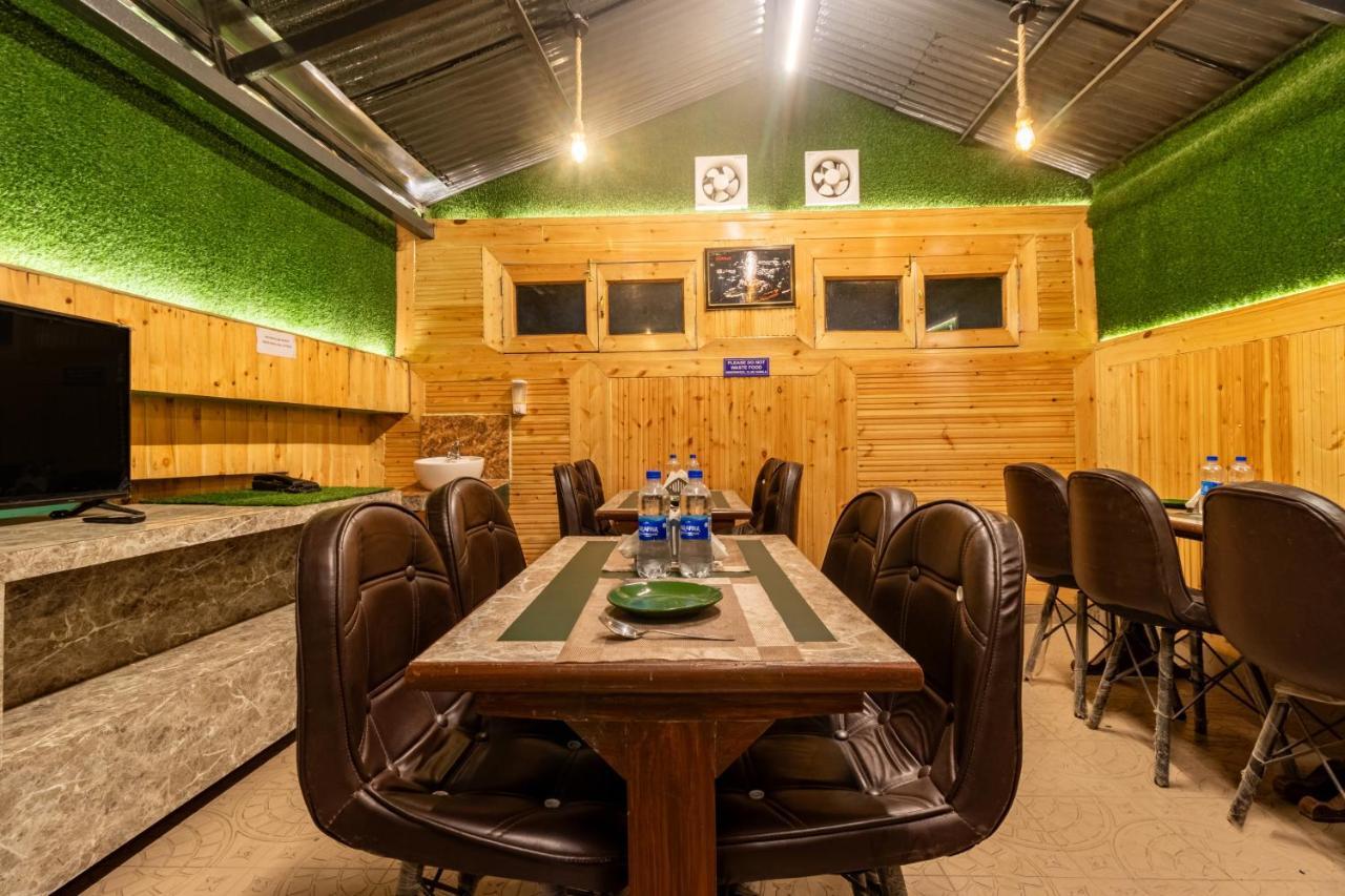 Hotel Treebo Greenland, Mall Road Shimla