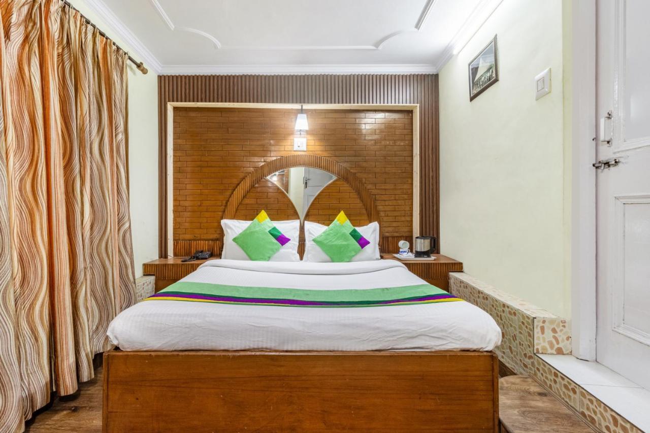Treebo Greenland, Mall Road 3*