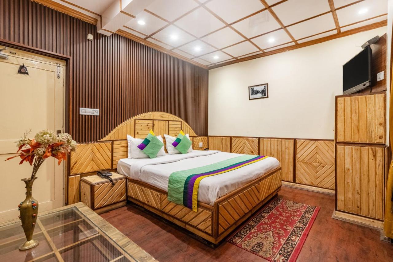 Treebo Greenland, Mall Road 3*