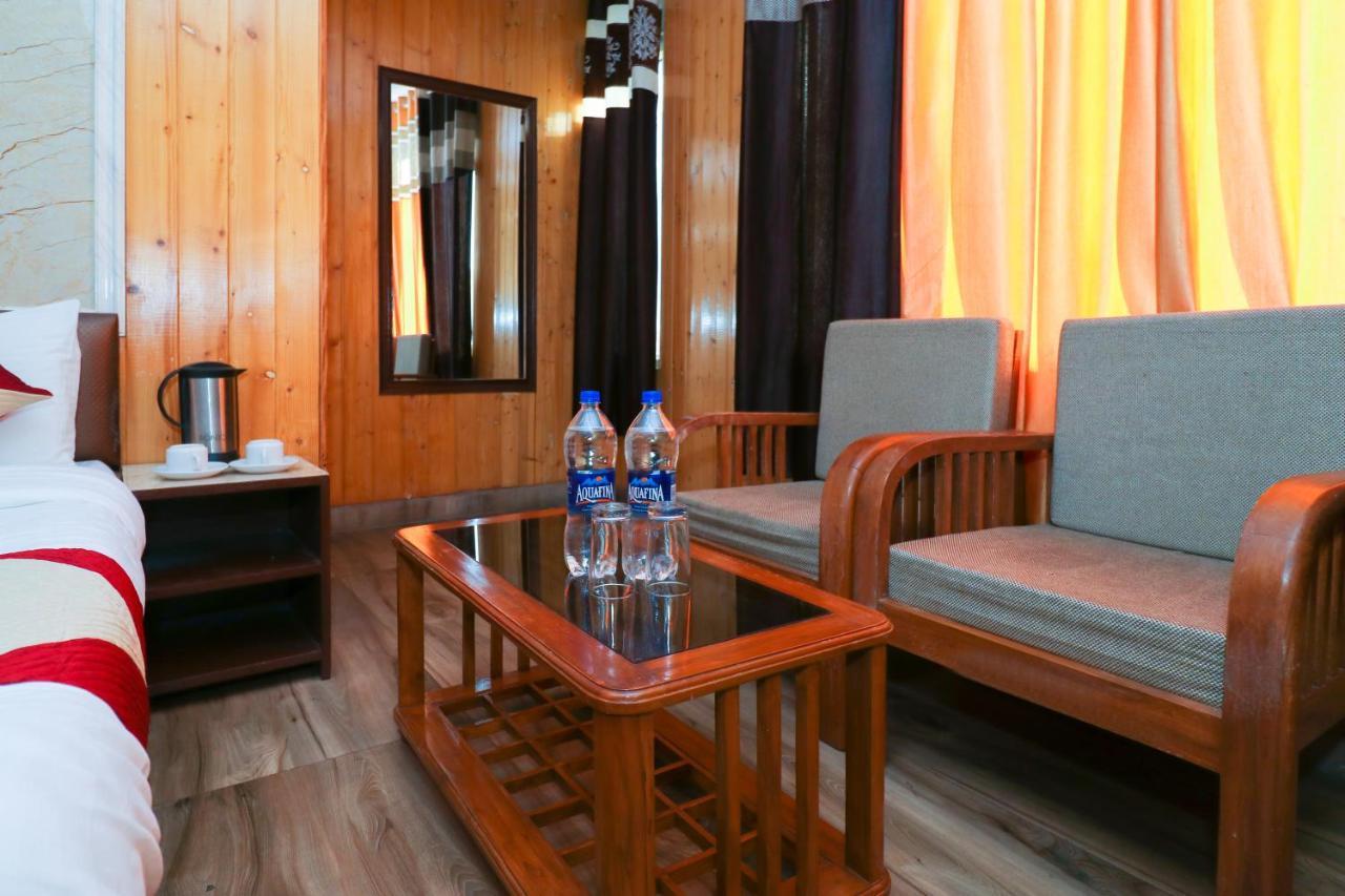 Broadway Grand 3* Shimla