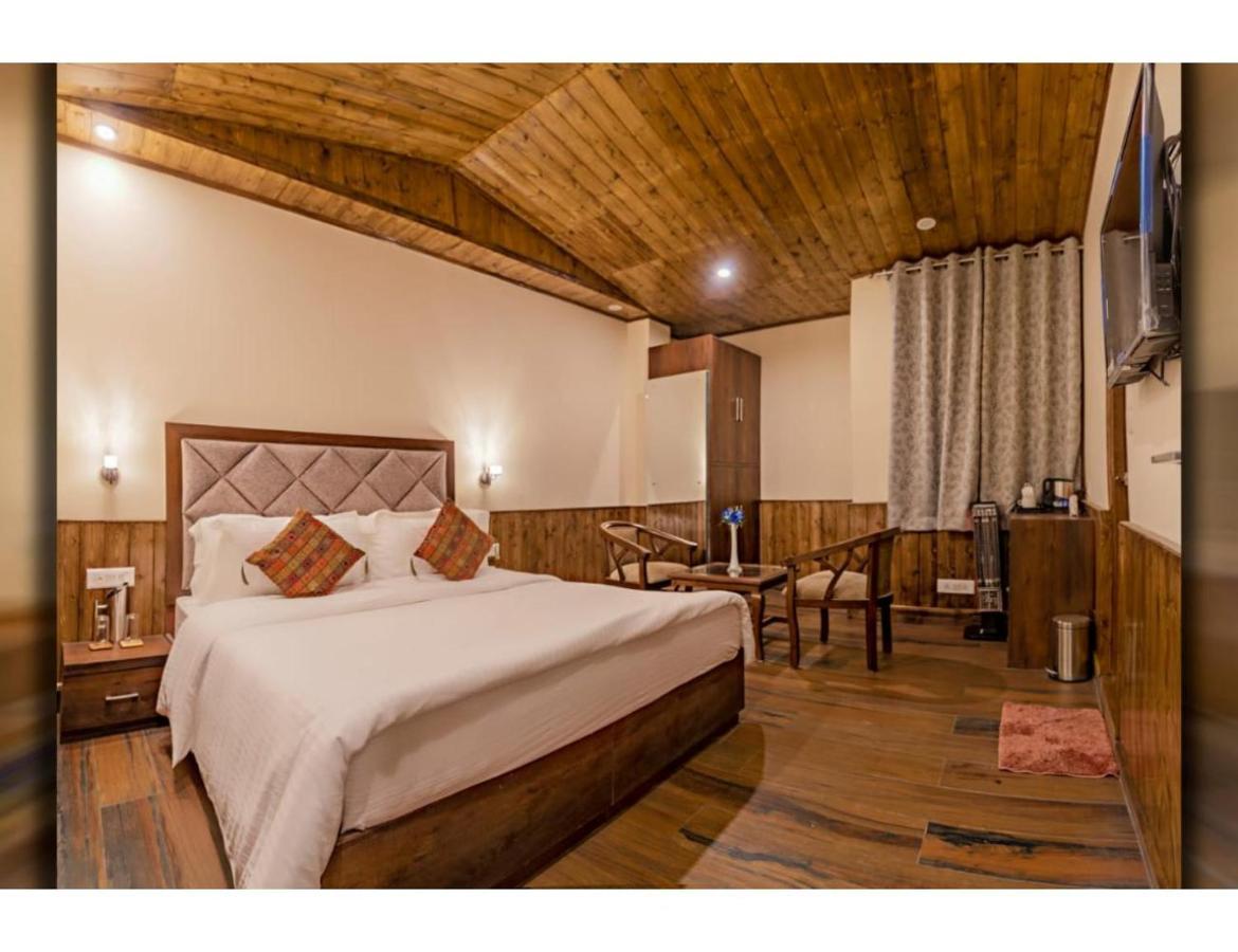 Crossroads Bed & Breakfast, Homestay *