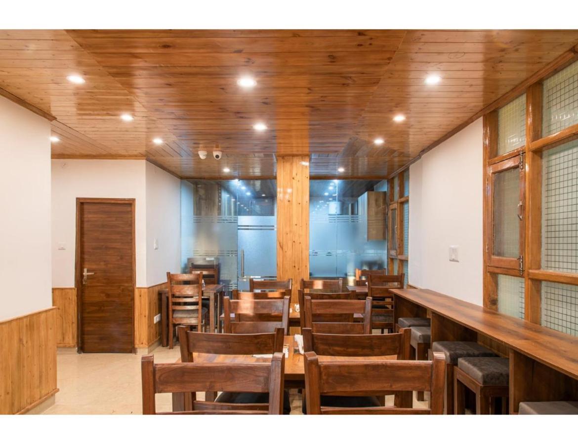Crossroads Bed & Breakfast, Homestay *