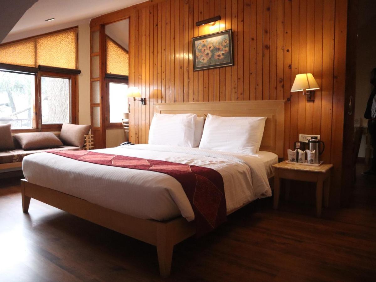Willow Banks - Boutique 4 Star On The Mall Road 4*