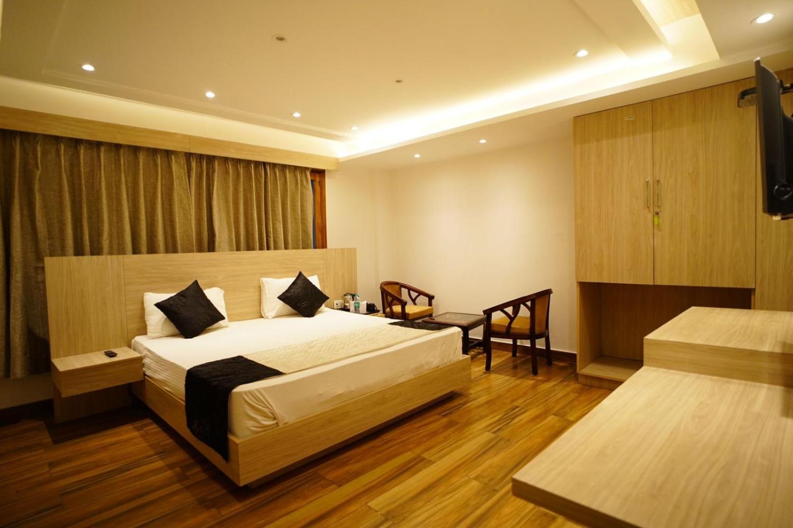 Mahaveer By Royal Collection Hotel 4*