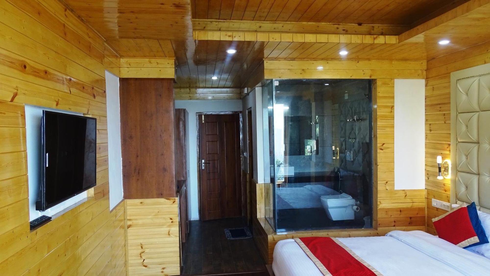 Humble Holiday Kufri Lodge