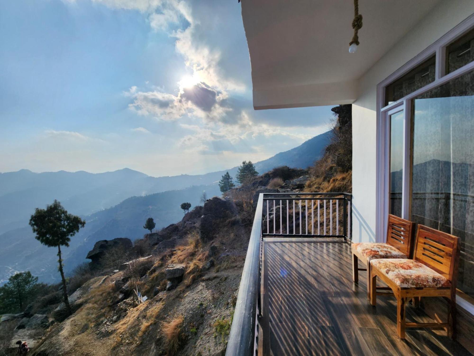Gadegal Narkanda - & Pahadi Cafe Shimla