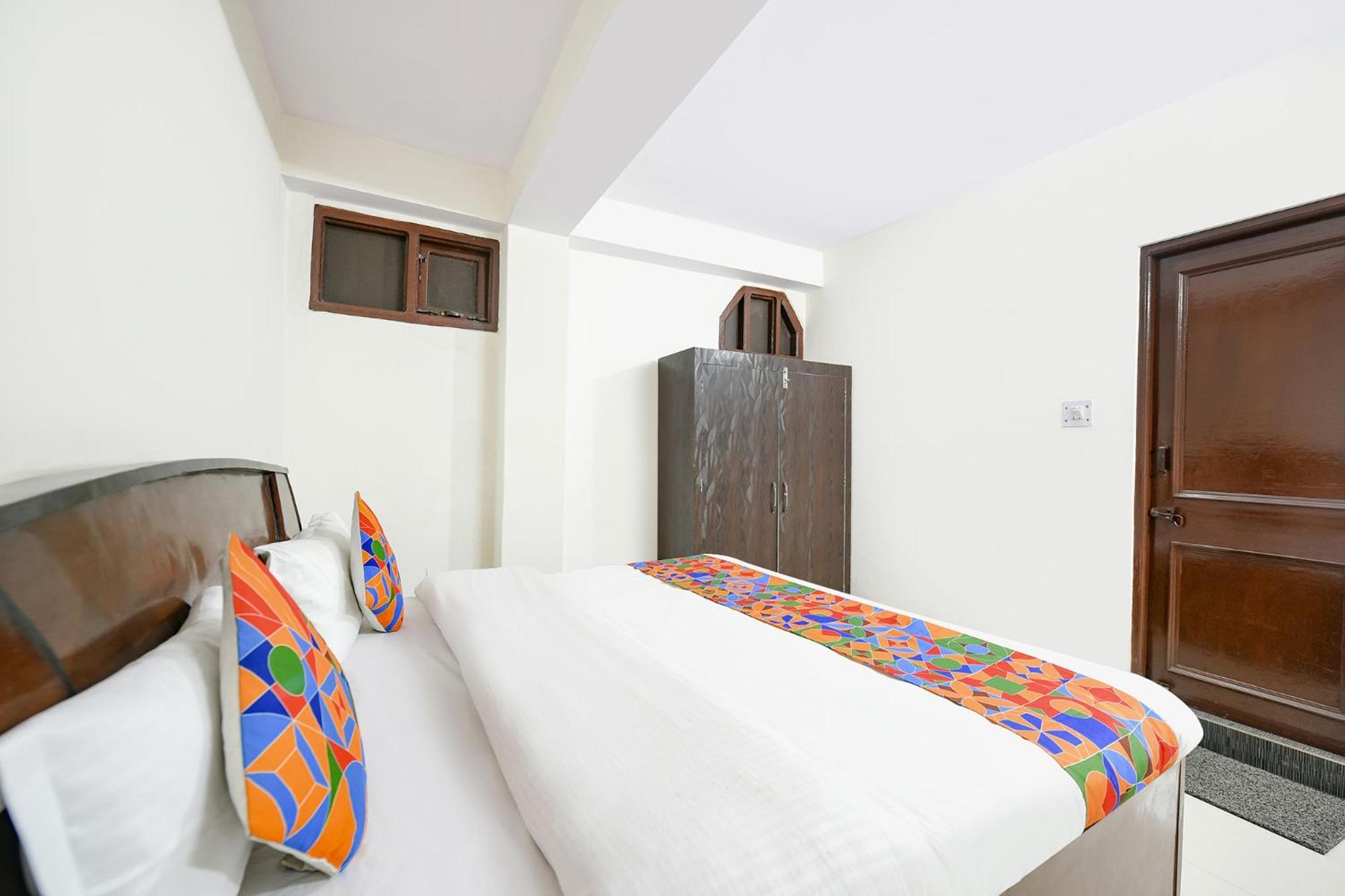 Hotel Fabhotel Ginger Grass