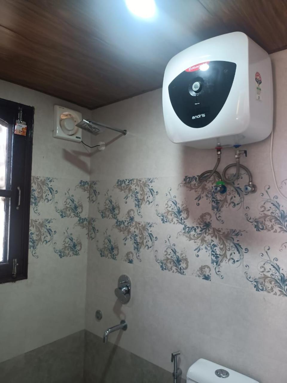 Zoz Sm6 Hotel 3*
