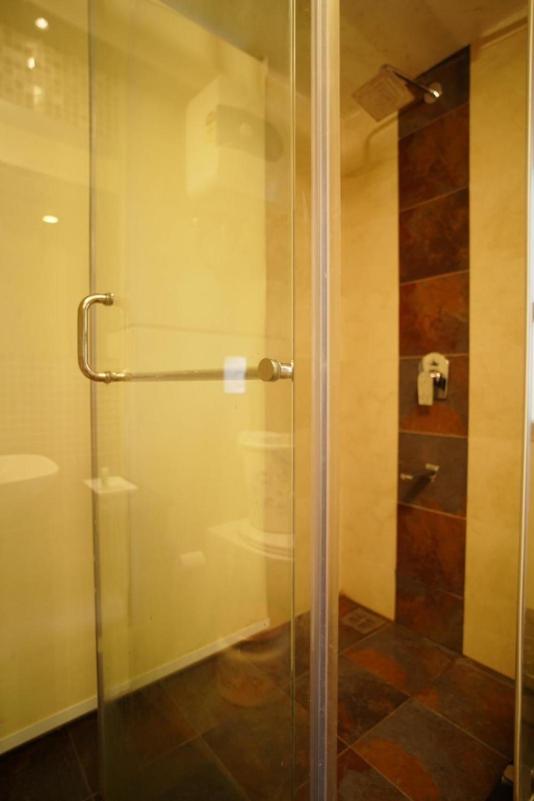 Mahaveer By Royal Collection 4*