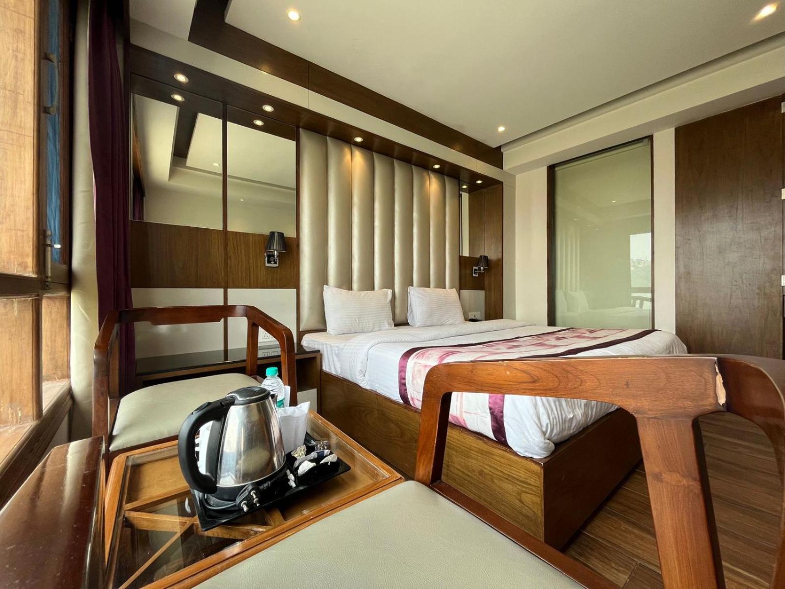 Mahaveer By Royal Collection Hotel
