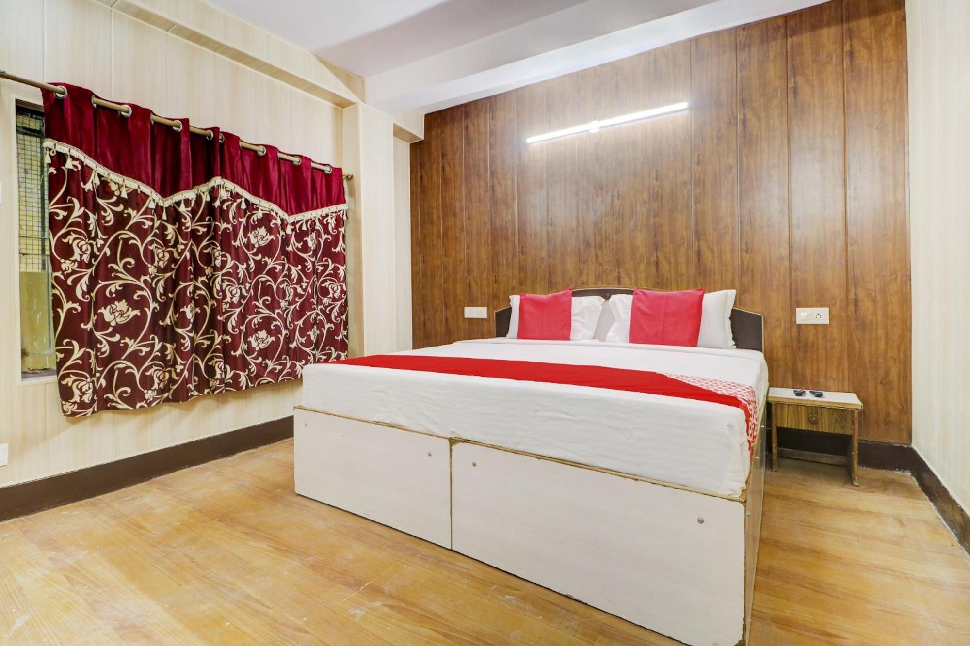 Hotel Flagship View 3*