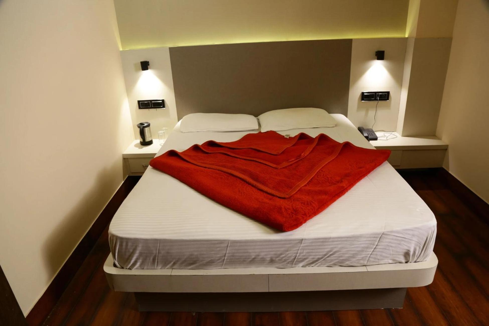 Hotel Aangan Regency Shimla