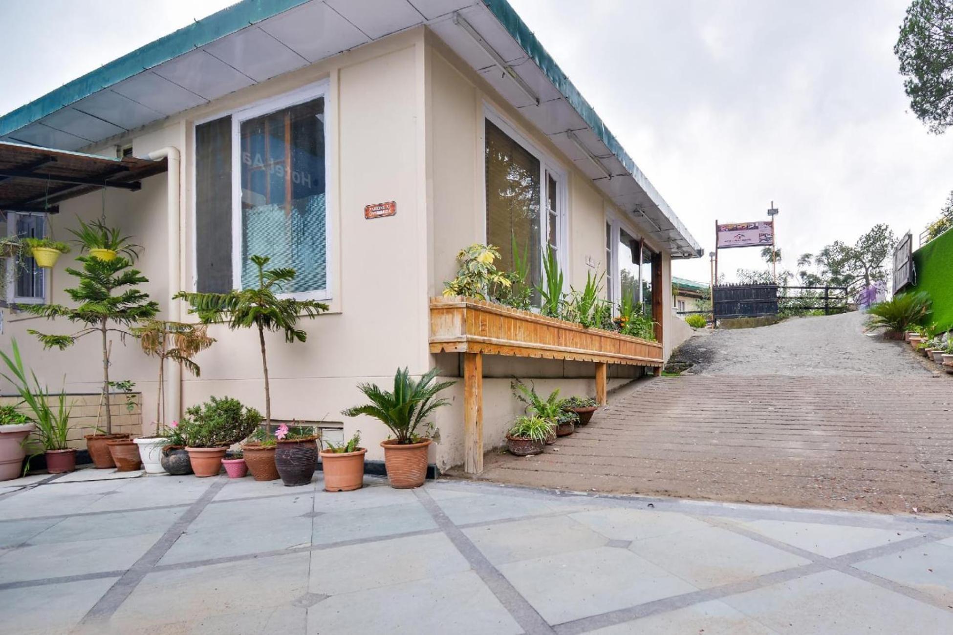Hotel Aangan Regency 4*