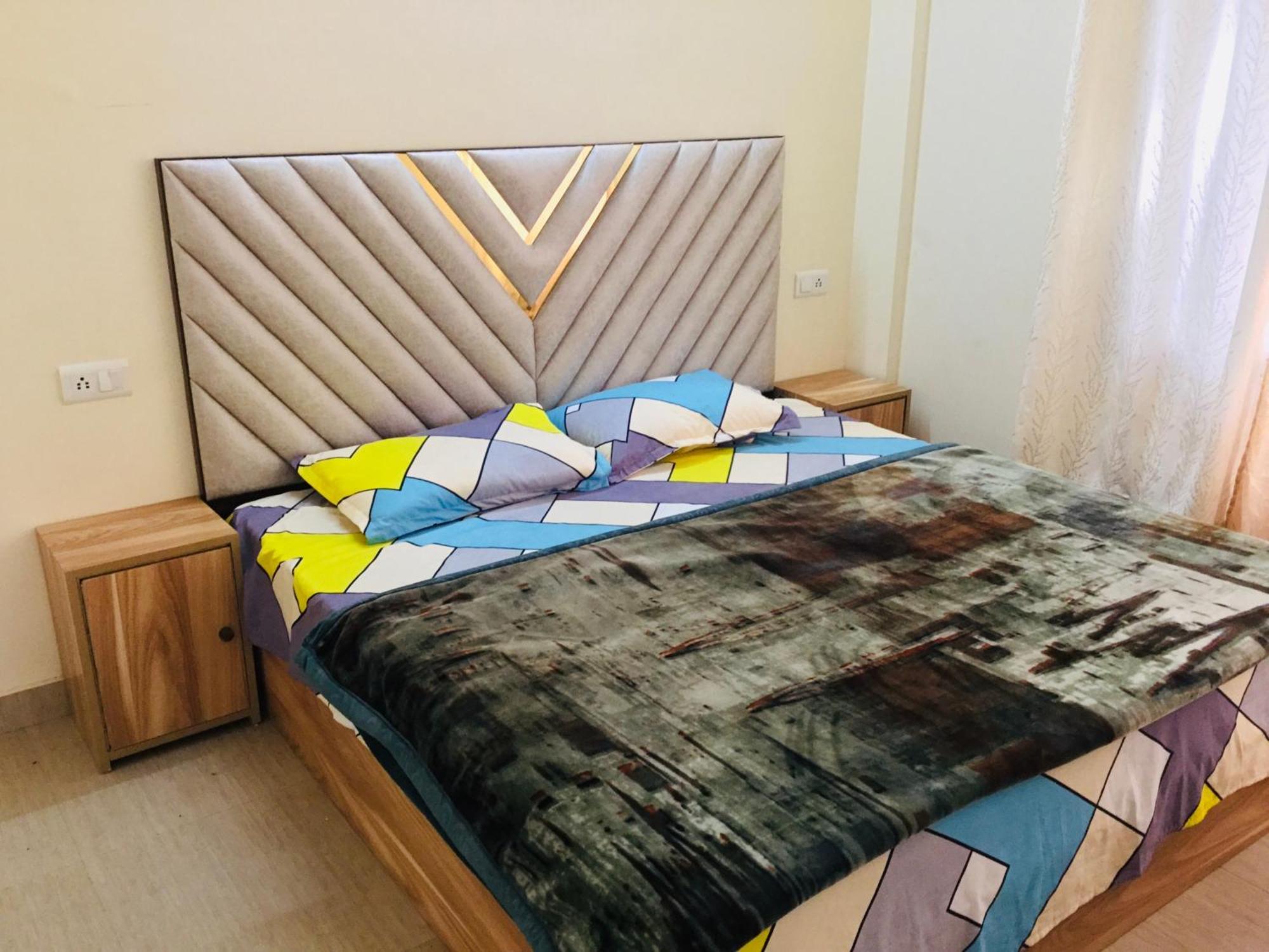 Bed & Breakfast Vibes Free Pick & Drop From Isbt